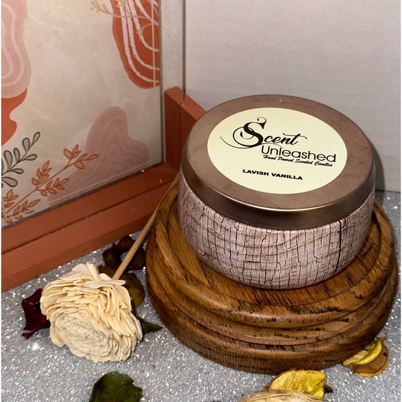 LAVISH VANILLA, SCENT UNLEASHED LLC LUXURY HAND POURED SCENTED CANDLES - Picture 3 of 6